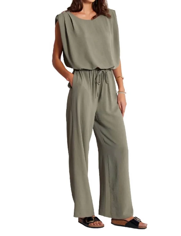 Crazy Savings Serafina Drawstring Pant In Olive