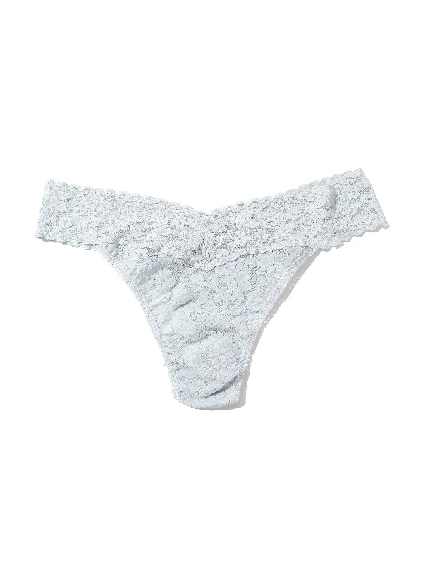 Price Rollback Signature Lace Original Rise Thong Pearl Grey